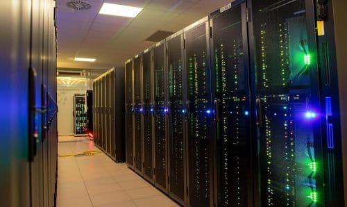 Liquid Cooling vs. Air Cooling: How AI Density and Power Constraints Are Rewriting Data Center Thermal Strategy